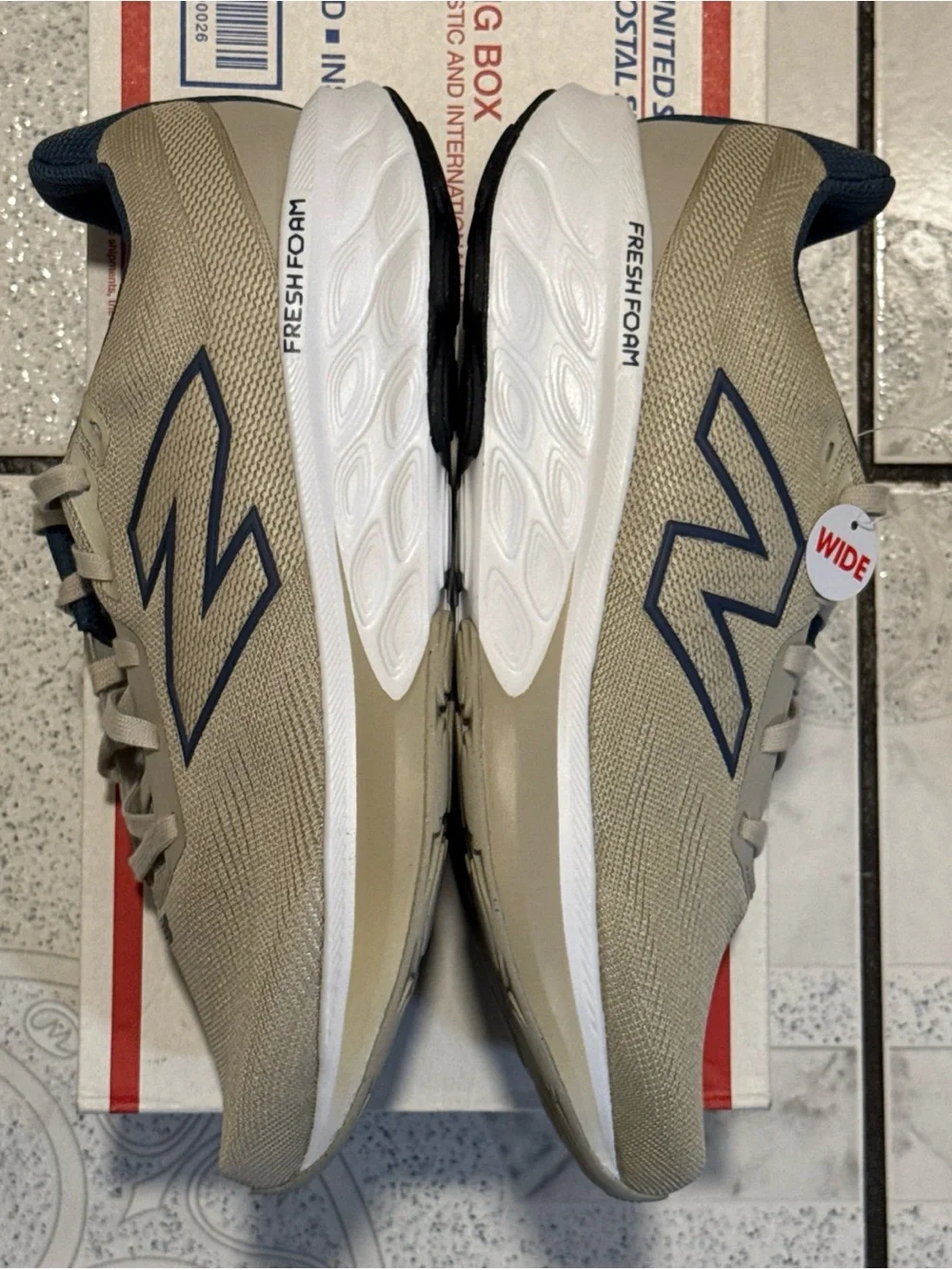 New Balance Fresh Foam 520 v9 Running Shoes Tan Blue Men’s Sizes 4E M52024X